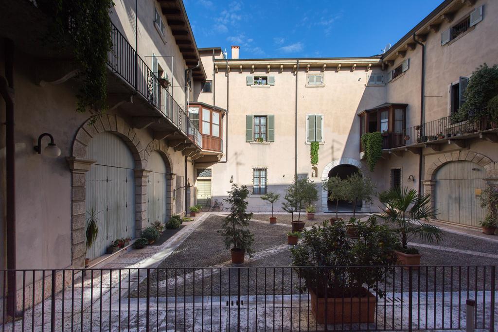 Antiche Colonne Apartment